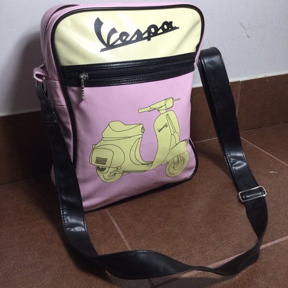 vespa Handbags - Vespa shoulder bag